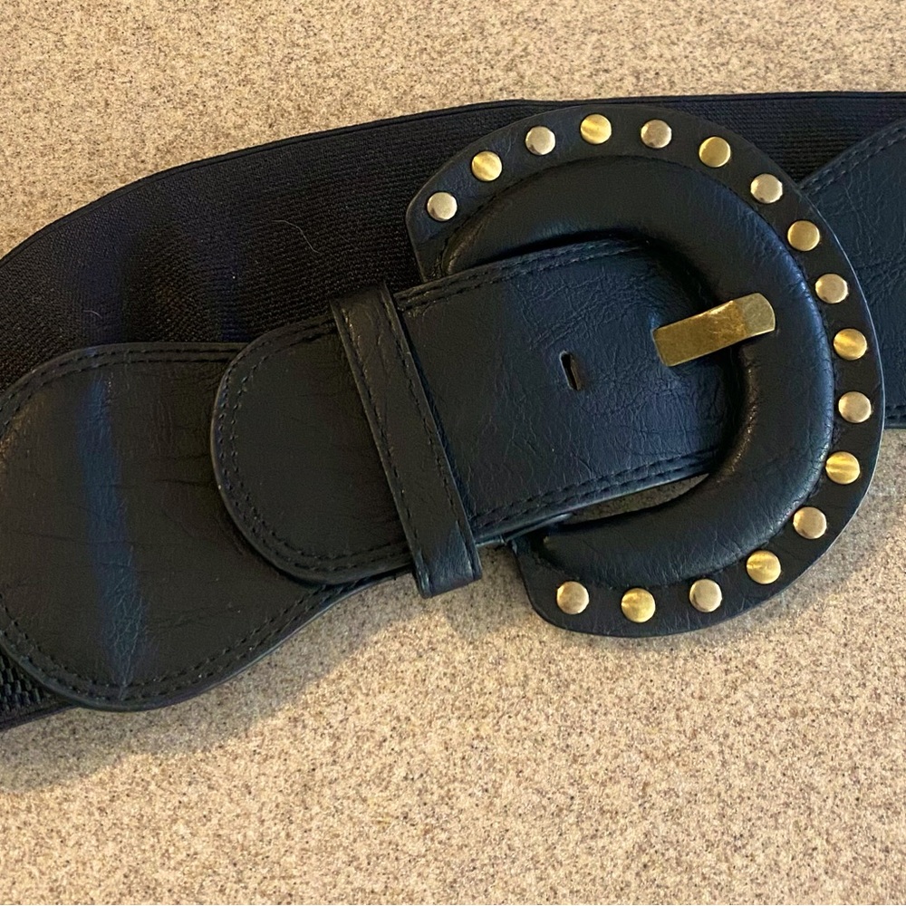 Vintage Valley Girl 80’s Expandable Black Belt from Witch’s Estate Sale